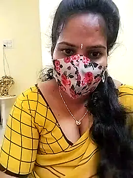 melina214 online show from 04/18/26, 07:58