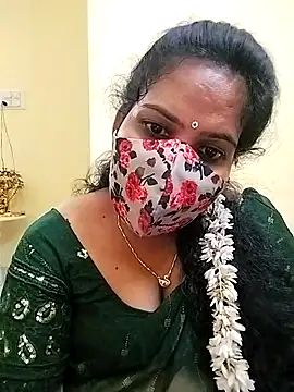 melina214 online show from 04/19/26, 06:21