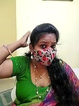 melina214 online show from 04/23/26, 12:40