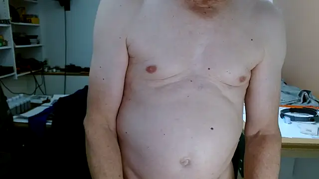 Snapshot of stripfun23 chatting on 10/14/25, 08:59 stripfun23 online show from 10/14/25, 08:59