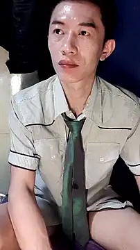 Snapshot of JJjing chatting on 09/18/25, 08:05 JJjing online show from 09/18/25, 08:05