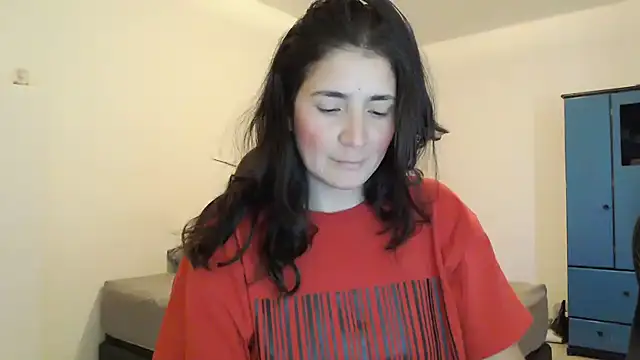 Snapshot of samantha_s69 chatting on 01/28/25, 12:32 samantha s69 online show from 01/28/25, 12:32