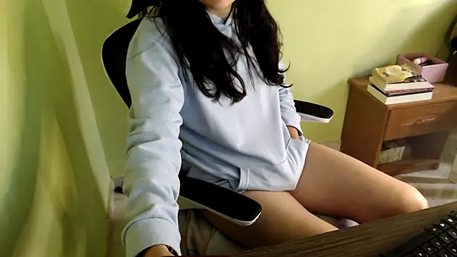 samantha s69 online show from 04/18/26, 09:04