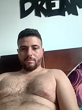 Snapshot of bearblonde1 chatting on 02/23/26, 07:44 bearblonde1 online show from 02/23/26, 07:44