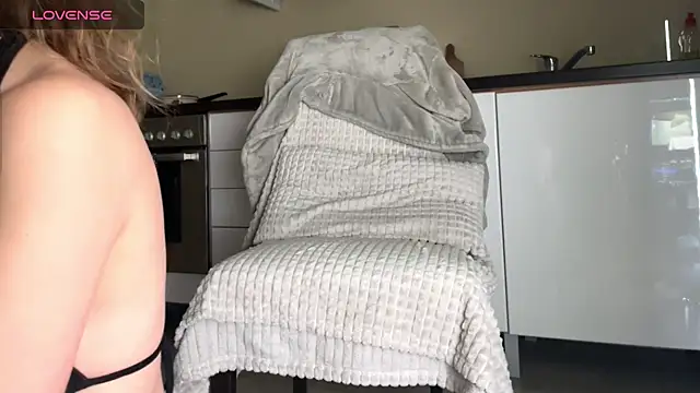 Missy baby online show from 02/03/25, 06:39