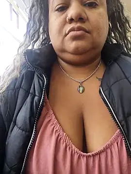 Carlabrasileira online show from 09/18/25, 08:00