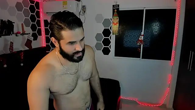 Snapshot of eda_karim chatting on 12/18/24, 04:39 eda karim online show from 12/18/24, 04:39