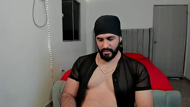 Snapshot of eda_karim chatting on 12/19/25, 03:52 eda karim online show from 12/19/25, 03:52