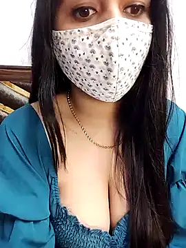 Gloie4u online show from 02/07/25, 02:58