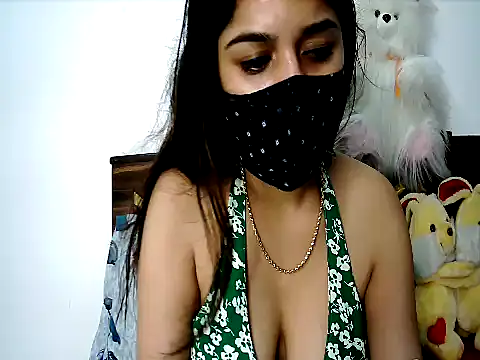 Gloie4u online show from 07/25/26, 10:46