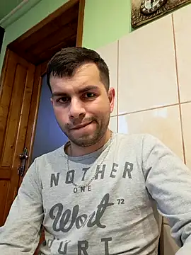 hornny1995 online show from 12/04/24, 01:31