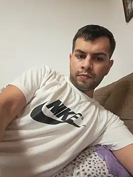 hornny1995 online show from 12/27/24, 07:03