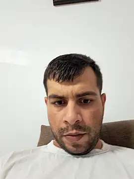 hornny1995 online show from 09/26/25, 05:17