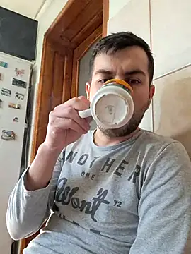 hornny1995 online show from 02/06/26, 01:36