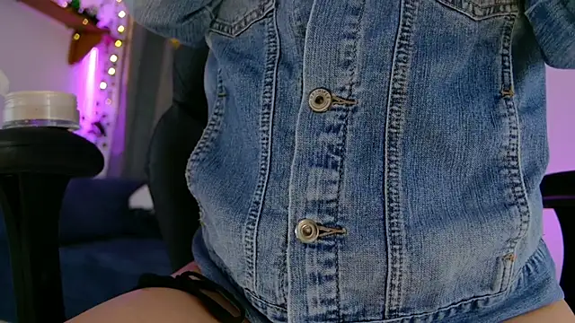 vayolett01 dakotta online show from 11/29/25, 02:47