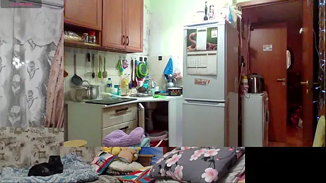 Sakura Green online show from 10/10/25, 05:23