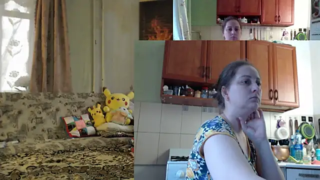 Sakura Green online show from 11/12/25, 06:58