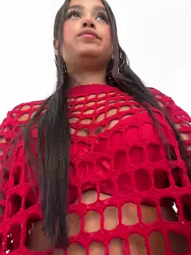 Snapshot of Juli_Walker chatting on 12/10/24, 02:28 Juli Walker online show from 12/10/24, 02:28