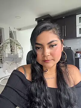 Juli Walker online show from 04/28/26, 02:55