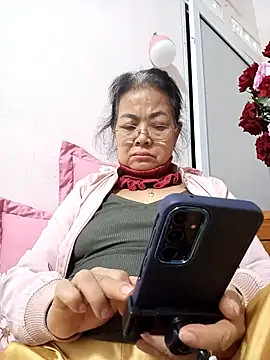 Hotestlove online show from 02/04/26, 01:50