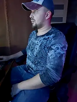 Foxyshaved online show from 02/18/25, 02:06