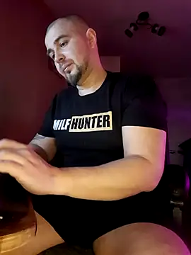 Foxyshaved online show from 02/20/25, 04:50