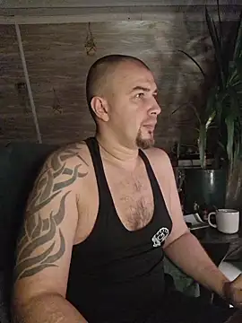 Foxyshaved online show from 11/23/25, 01:16