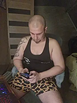 Foxyshaved online show from 12/05/25, 04:54