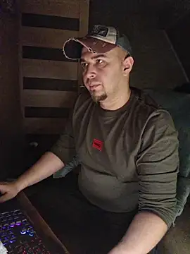 Foxyshaved online show from 01/07/26, 05:43