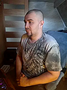 Foxyshaved online show from 03/07/26, 05:48