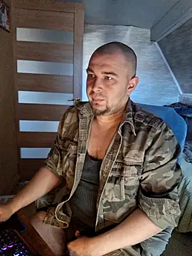 Foxyshaved online show from 04/21/26, 04:08