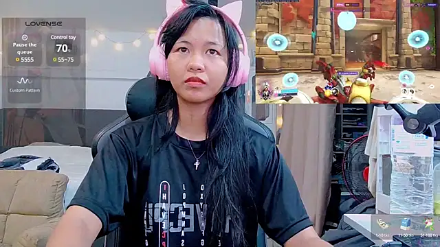 Snapshot of Kana_G chatting on 02/21/25, 02:06 Kana G online show from 02/21/25, 02:06