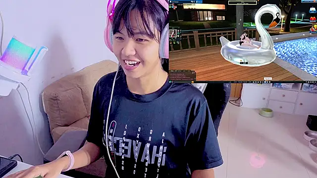 Snapshot of Kana_G chatting on 10/13/25, 05:24 Kana G online show from 10/13/25, 05:24