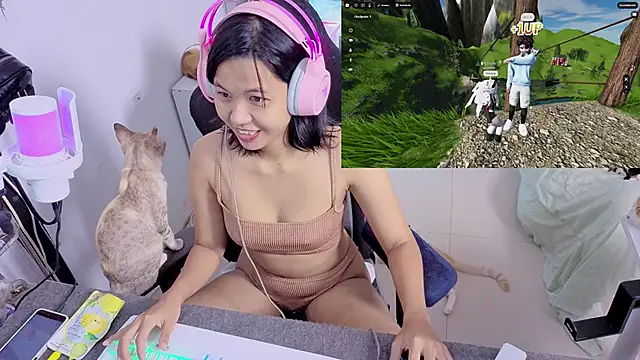 Snapshot of Kana_G chatting on 11/11/25, 08:47 Kana G online show from 11/11/25, 08:47