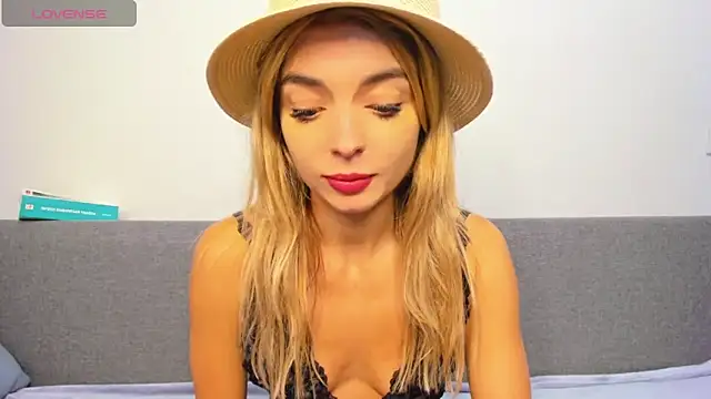  ellen meow  online show from 03/05/25, 04:45