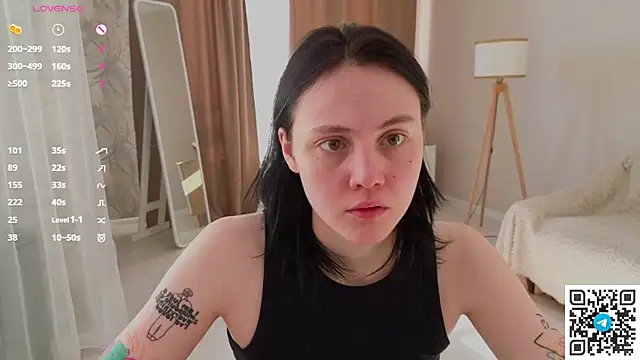 MaryCoopeer online show from 03/31/26, 05:08