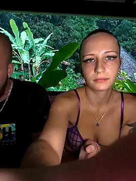 emma4xxx online show from 03/23/26, 08:02