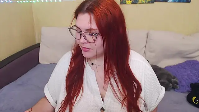 Snapshot of JuliaKeln chatting on 10/08/25, 02:58 JuliaKeln online show from 10/08/25, 02:58