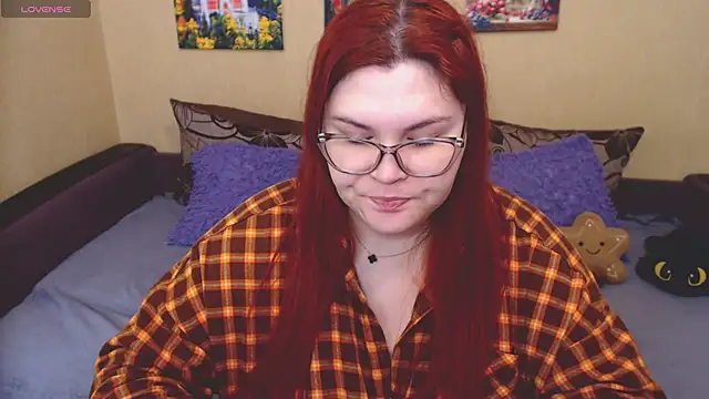 JuliaKeln online show from 04/18/26, 08:18