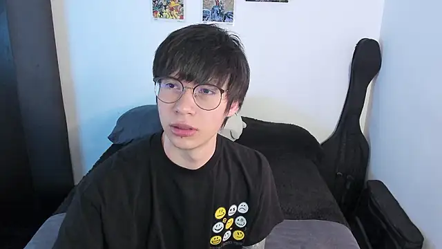 Aventure Twinks online show from 03/26/26, 01:33