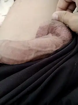 Felipe310597 online show from 10/30/25, 05:46