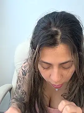 Snapshot of Rose_Gang chatting on 03/09/25, 12:31 Rose Gang online show from 03/09/25, 12:31