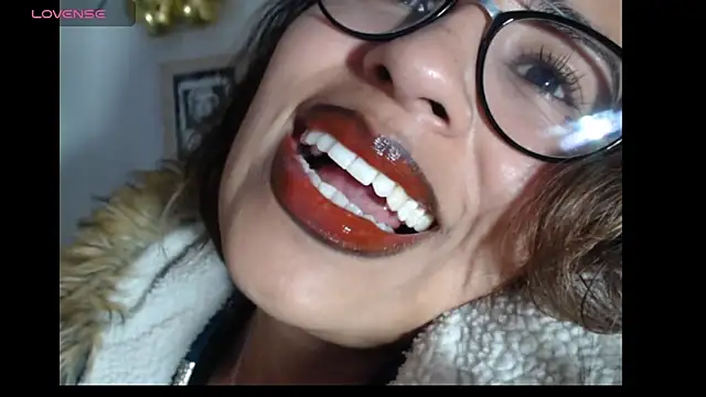 fantasty nylon online show from 01/23/25, 11:15