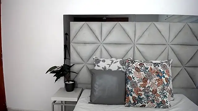 nina pons online show from 01/14/25, 10:55