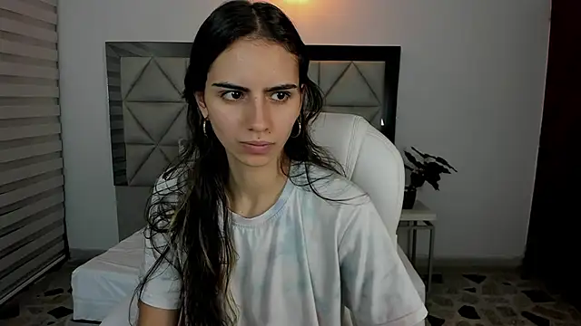 nina pons online show from 03/15/25, 11:50