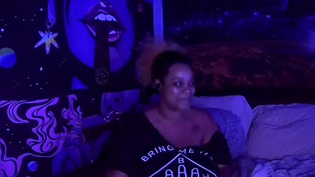 Snapshot of AutumnHart chatting on 12/12/24, 03:10 AutumnHart online show from 12/12/24, 03:10