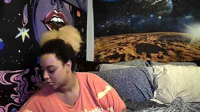 Snapshot of AutumnHart chatting on 12/14/24, 11:23 AutumnHart online show from 12/14/24, 11:23