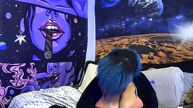 Snapshot of AutumnHart chatting on 12/22/24, 02:16 AutumnHart online show from 12/22/24, 02:16