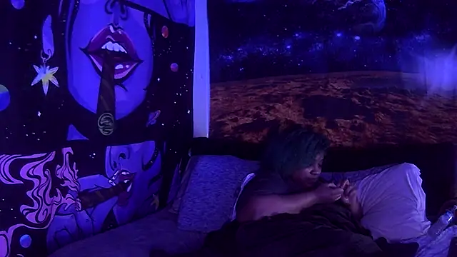 Snapshot of AutumnHart chatting on 01/09/25, 12:57 AutumnHart online show from 01/09/25, 12:57