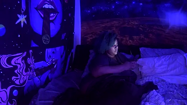 Snapshot of AutumnHart chatting on 01/10/25, 02:57 AutumnHart online show from 01/10/25, 02:57